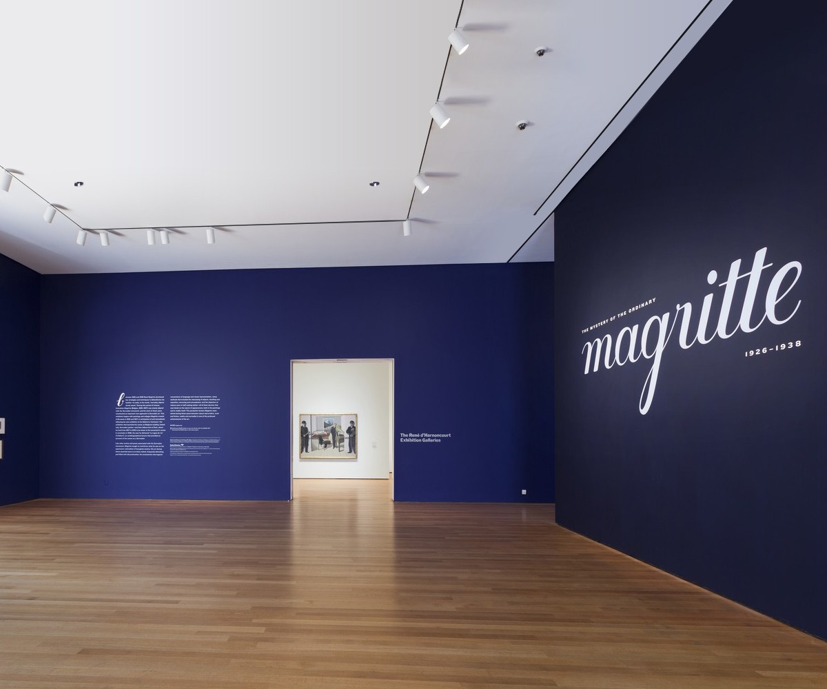 Recessed track light Recessed track light