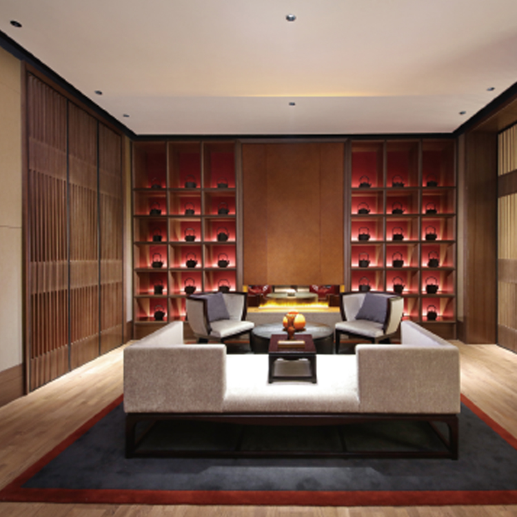 commercial lighting specialist