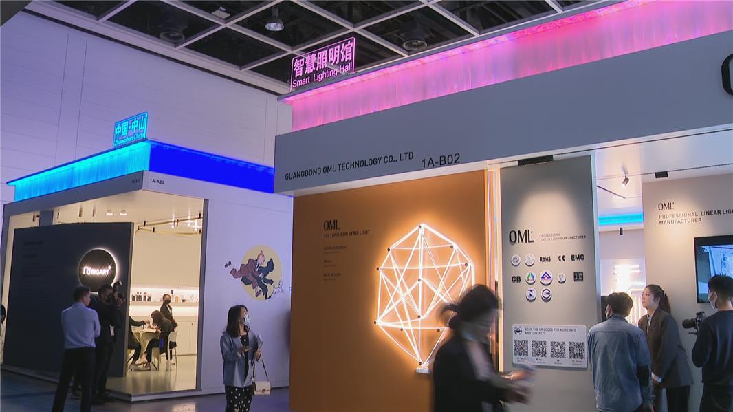 1681454258231536.jpg obals_1.jpg