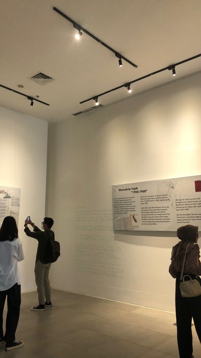 Zigbee Track Lighting for Efficient Illumination